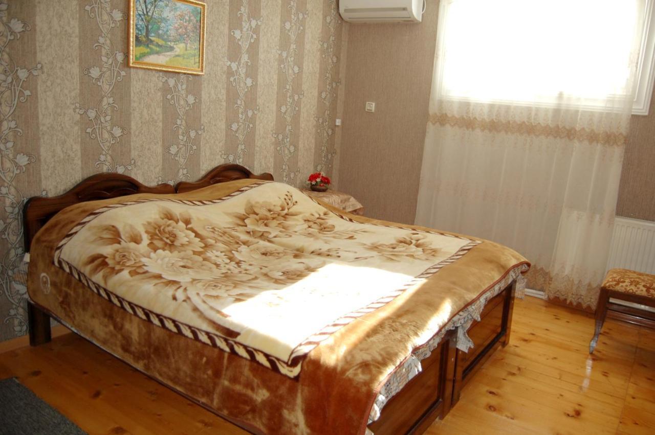 Excellent Hostel Koetaisi Buitenkant foto