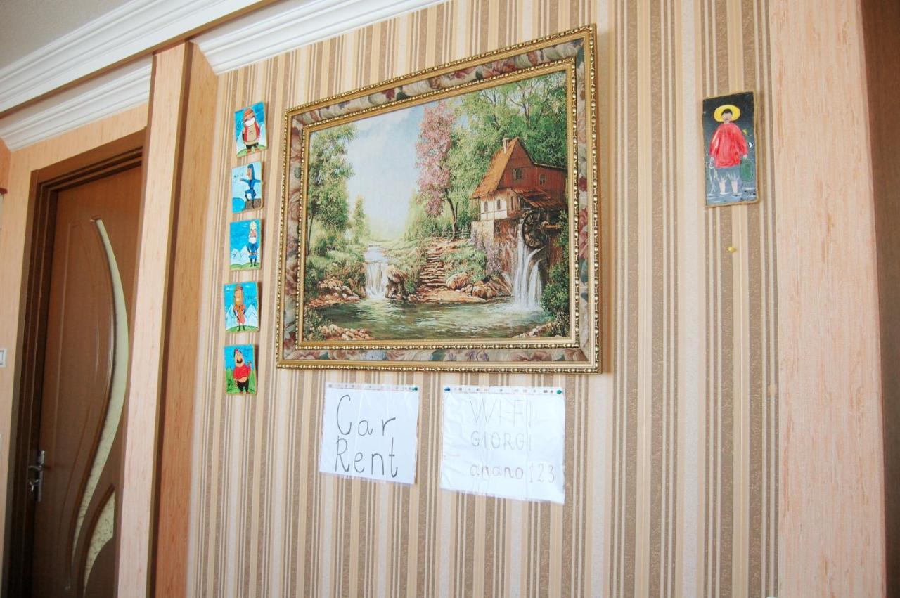 Excellent Hostel Koetaisi Buitenkant foto