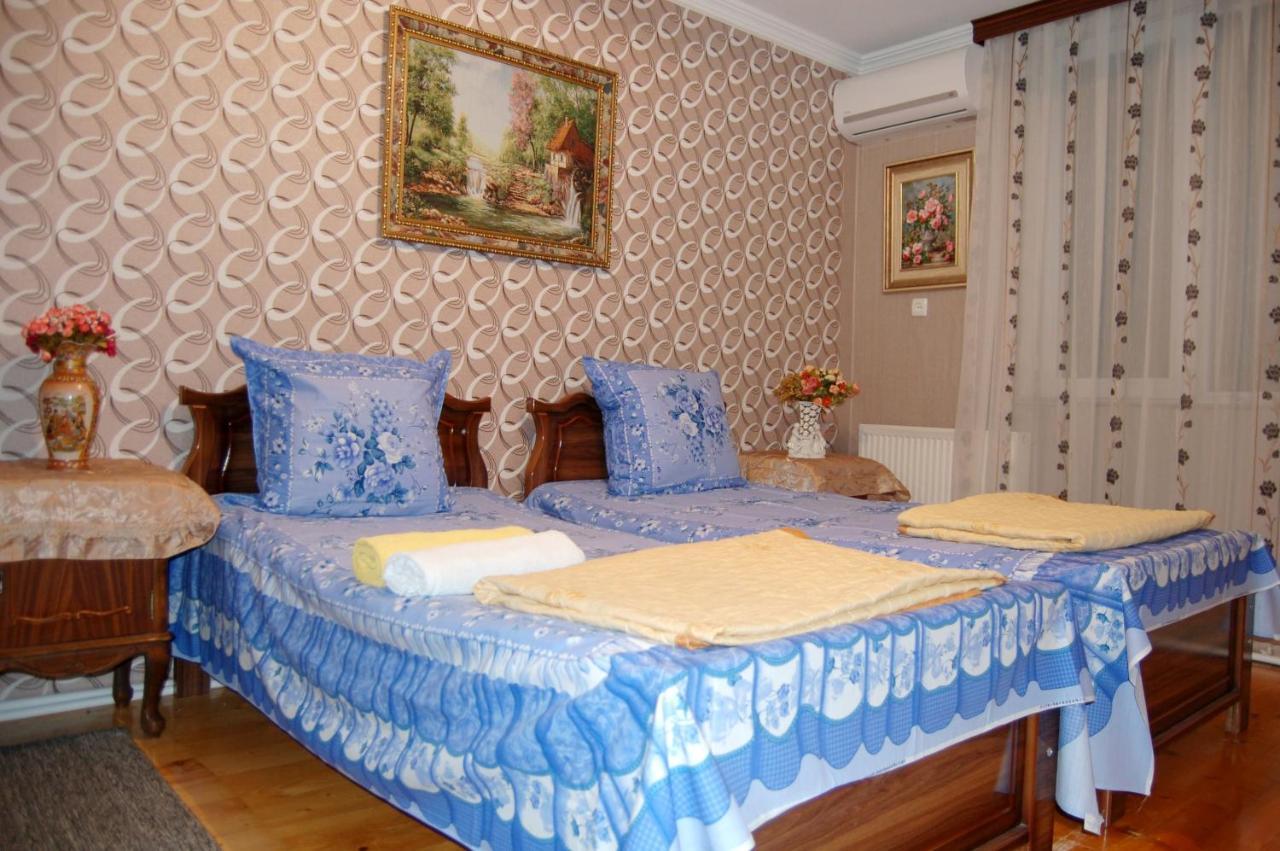 Excellent Hostel Koetaisi Buitenkant foto